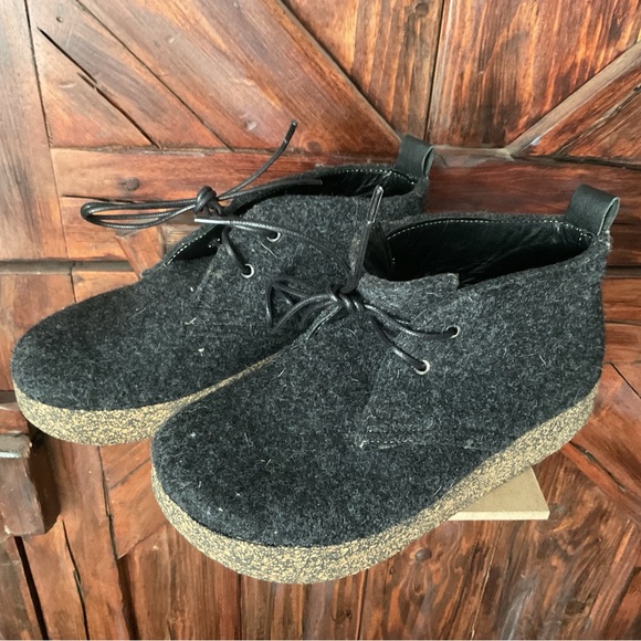 COMFORTFUSSE Felt Wool Leather Lined Handmade Cork Base - Picture 7 of 9